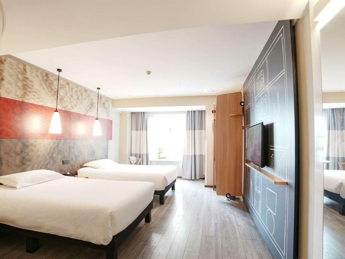 Ibis Chengdu West Jingcui Road Hotel Exterior photo